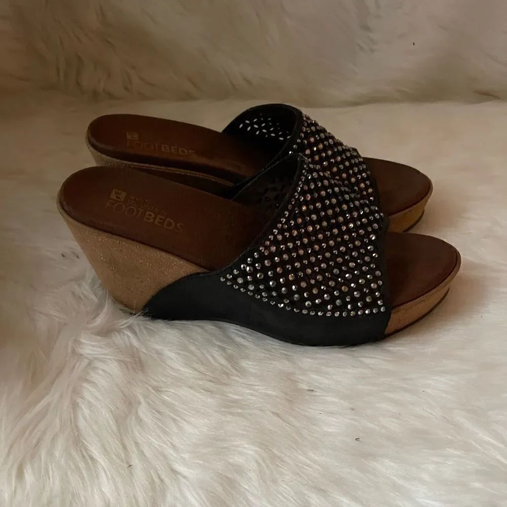 White Mountain conventry black cork wedge sandals with rhinestones size 8M